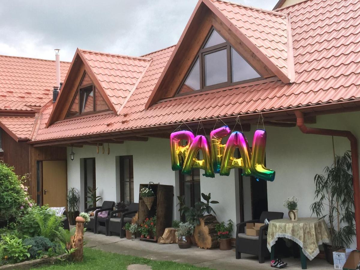 Dom Pod Orzechem Villa Łapczyce Kültér fotó